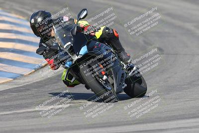 media/Nov-16-2025-Race Pace (Sun) [[8c5fa54630]]/Verified Riders/1-Turns 9 and 10 (925am)/